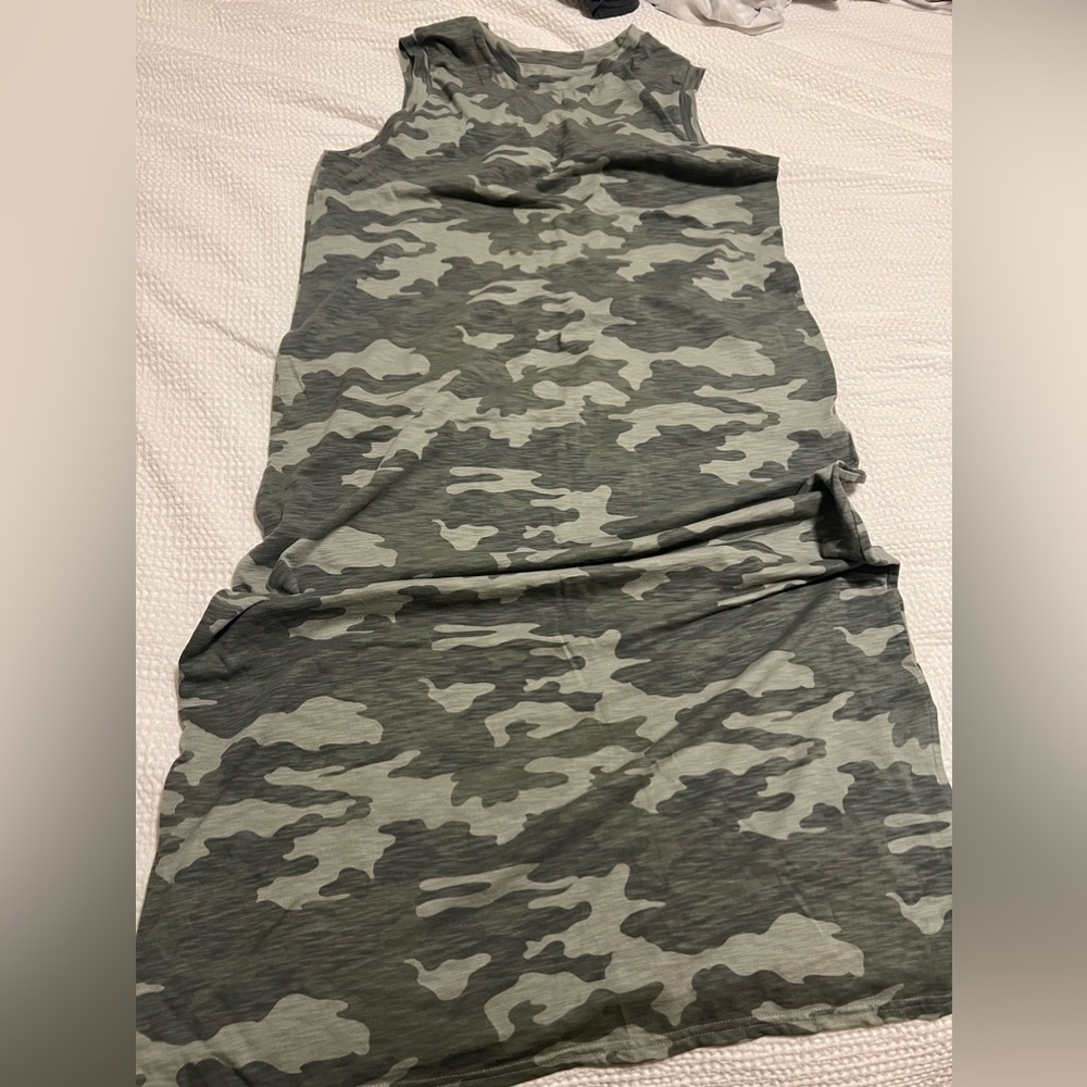 Universal Thread Dress